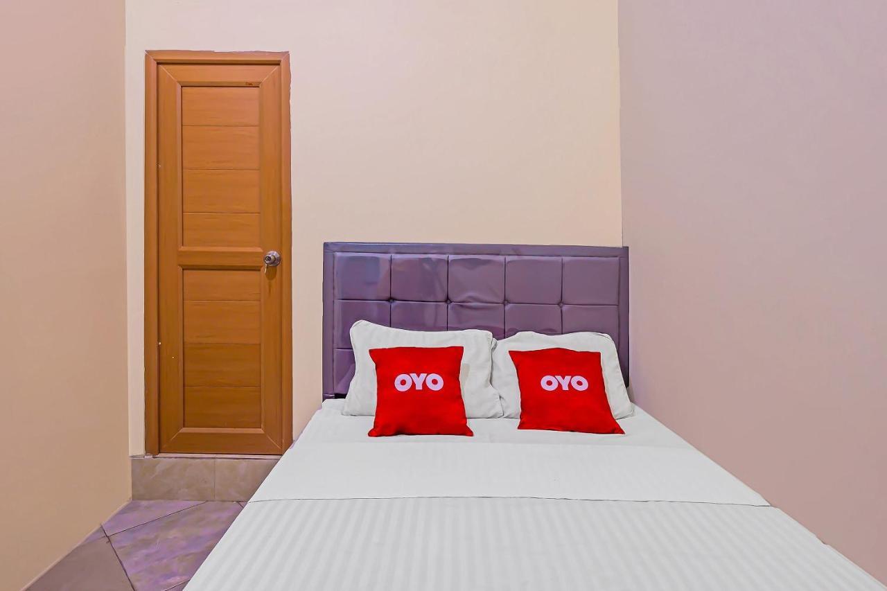Oyo 92687 Alnindo Makaliwe Hotel Jakarta Bagian luar foto